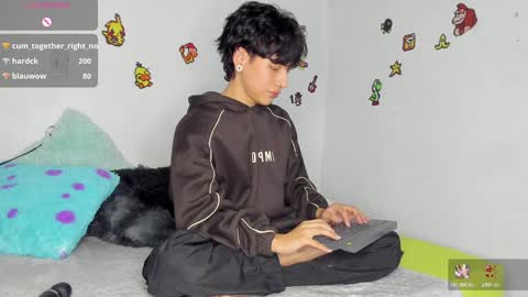 Nico  online show from 01-07-25, 08:56