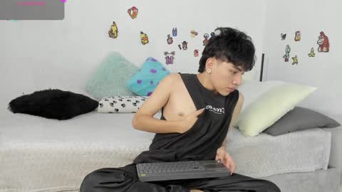 Nico  online show from 01-28-25, 03:25