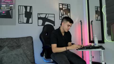 Nico online show from 03-28-26, 10:48