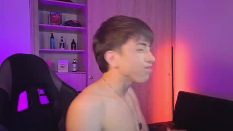 Nicolas online show from 11-12-25, 11:25