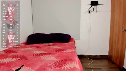 Snapshot of nicol_ofi777 chatting on 02-17-26, 12:18 nicol_ofi777 online show from 02-17-26, 12:18