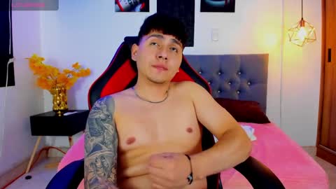 nicolas_james_sc online show from 11-24-25, 03:01