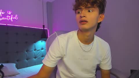 nicolasferrer18 online show from 12-16-25, 07:19