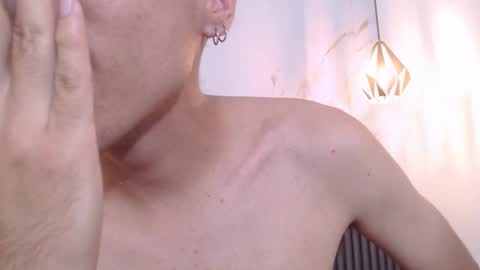 Snapshot of nicolasfine chatting on 11-21-25, 07:12 nicolasfine online show from 11-21-25, 07:12