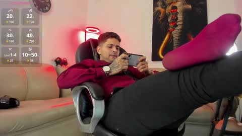 Nicolas Fellener online show from 02-03-26, 06:22