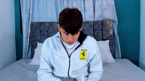 nicolastorres__ online show from 12-18-25, 07:14