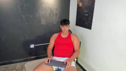 Snapshot of nicole_and_thiago1 chatting on 02-21-26, 09:27 nicole_and_thiago1 online show from 02-21-26, 09:27