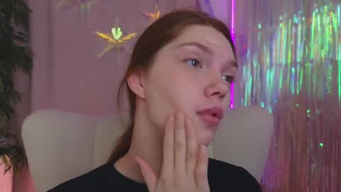 Nicole online show from 12-22-24, 09:20