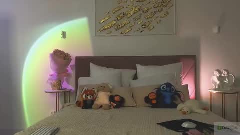 Nicole online show from 01-31-26, 09:02