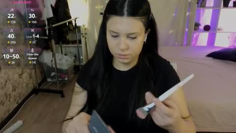 My name is Nicole. I m completely new here online show from 11-19-25, 11:54