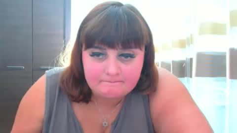 Nicole online show from 10-27-25, 05:28