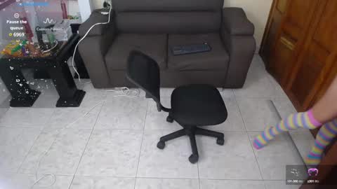 Nicole Santana online show from 01-11-25, 01:27