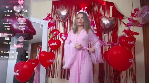 Nicole Santana online show from 02-15-25, 03:42