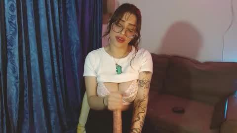 Nicole White online show from 12-01-24, 11:36