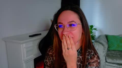 Snapshot of nicoleirisxxx chatting on 02-10-26, 06:17 nicoleirisxxx online show from 02-10-26, 06:17