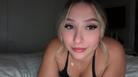 Snapshot of nicolelovesyou444 chatting on 07-08-26, 02:16 nicolelovesyou444 online show from 07-08-26, 02:16