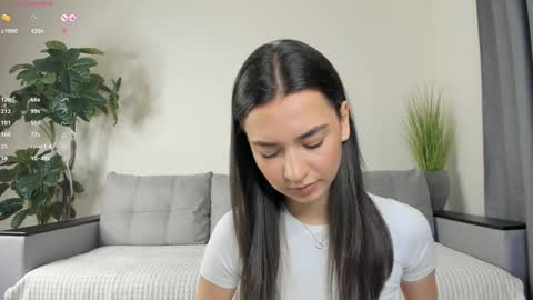 Dua Lipa online show from 01-12-25, 01:05