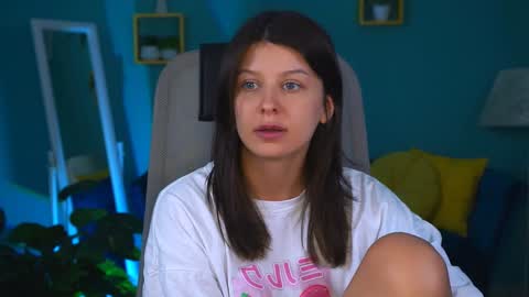 Snapshot of nicolemoonn chatting on 02-04-25, 12:22 online November 28 from 16 to 20 November 29 from 12 to 20 December 3 and 5 from 12 to 20 December 7 and 8 from 04 to 08 GMT online show from 02-04-25, 12:22