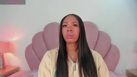 Snapshot of nicoleparadise_ chatting on 02-03-25, 12:47 NICOLE online show from 02-03-25, 12:47