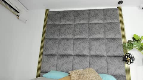 Snapshot of nicolesteelee chatting on 01-23-25, 03:37 Nicole online show from 01-23-25, 03:37