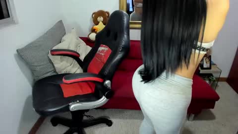 Nicolettcolin  online show from 02-22-25, 01:55