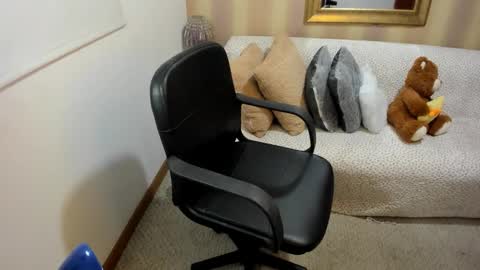 Nicolettcolin  online show from 09-09-25, 07:02