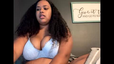 Snapshot of nicolette356 chatting on 10-23-25, 05:12 nicolette356 online show from 10-23-25, 05:12