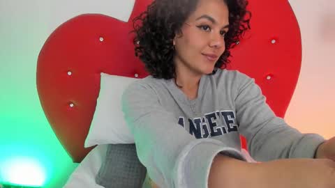 nicolette online show from 11-27-25, 10:28