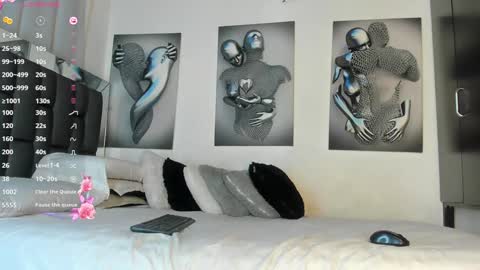 nicolle_hanks1 online show from 12-14-24, 03:18