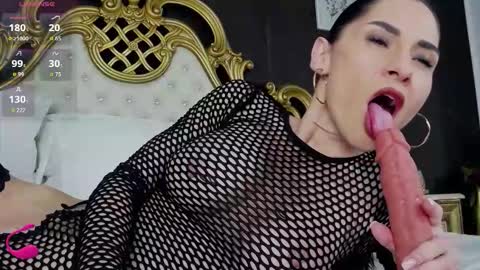 Snapshot of nicollediazz chatting on 02-06-26, 07:34 Nicolle online show from 02-06-26, 07:34