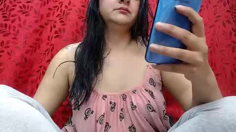 Snapshot of nicolleowens chatting on 10-17-25, 09:50 NICOLLE online show from 10-17-25, 09:50