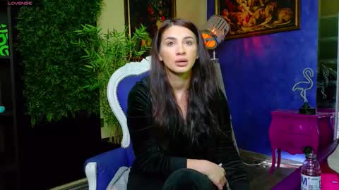 Nicolle online show from 02-20-26, 09:00