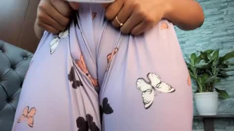 nicollesofia3 online show from 02-08-25, 08:31