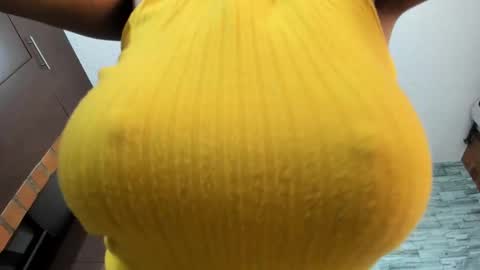 nicollesofia3 online show from 03-06-25, 11:53