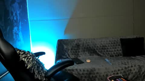 Nicol online show from 12-03-25, 08:40