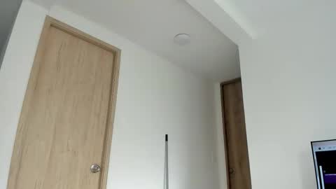 Nicol online show from 01-10-26, 02:08