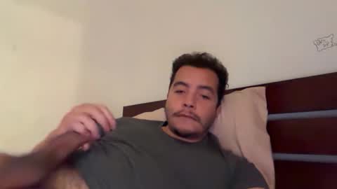 Snapshot of niconewestgate chatting on 10-27-25, 06:12 niconewestgate online show from 10-27-25, 06:12