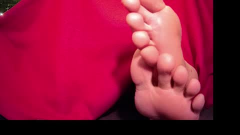 Snapshot of nietnormaalgeilmeer chatting on 12-21-24, 01:26 Solemate123 online show from 12-21-24, 01:26