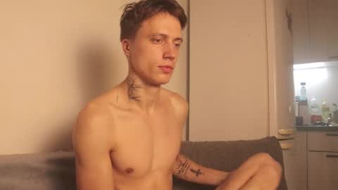 Snapshot of nigelstrikers chatting on 10-03-25, 07:22 nigelstrikers online show from 10-03-25, 07:22