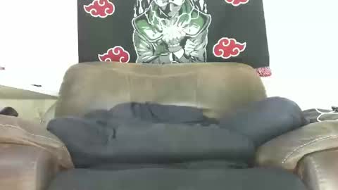 Snapshot of night_watchman chatting on 10-10-25, 08:35 night_watchman online show from 10-10-25, 08:35