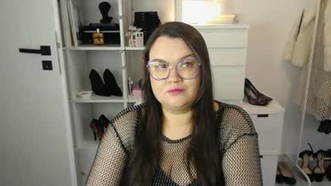 Holly online show from 03-20-26, 07:57