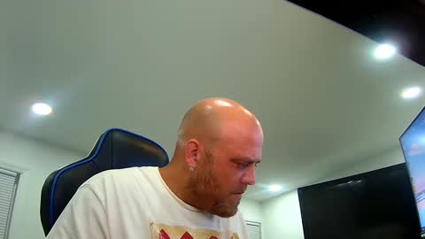 Snapshot of nightlifecouple chatting on 09-22-25, 03:52 nightlifecouple online show from 09-22-25, 03:52