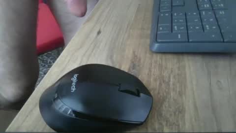 Snapshot of nightwalker06 chatting on 02-18-25, 09:32 nightwalker06 online show from 02-18-25, 09:32