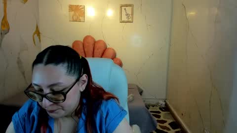 Anni online show from 04-16-26, 06:03