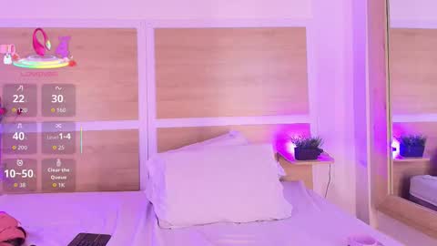 Snapshot of niickypurple chatting on 11-26-25, 08:10 Call me Nicky online show from 11-26-25, 08:10