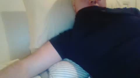 Snapshot of nijinsky11 chatting on 02-18-25, 10:58 Nijinsky11 online show from 02-18-25, 10:58