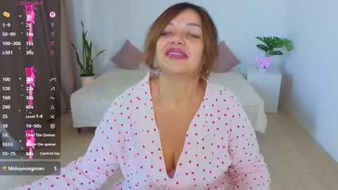 Snapshot of nika_light chatting on 10-20-25, 10:49 Nika light online show from 10-20-25, 10:49