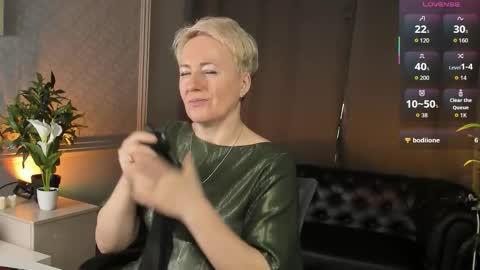 Nika online show from 02-15-26, 07:51