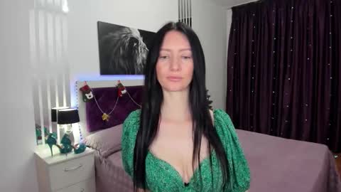 NikaLewis online show from 12-18-25, 05:02