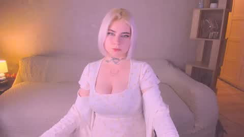 Snapshot of nikarocks chatting on 01-28-25, 10:01 nikarocks online show from 01-28-25, 10:01